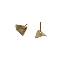 Cargar imagen en el visor de la galería, Aros Origami Cuadrado Oro - MINIMAL GOLD