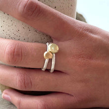 Cargar imagen en el visor de la galería, Rumi Quri - Anillo Roca Mediana