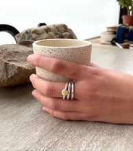 Cargar imagen en el visor de la galería, Rumi Quri - Anillo Roca Mediana
